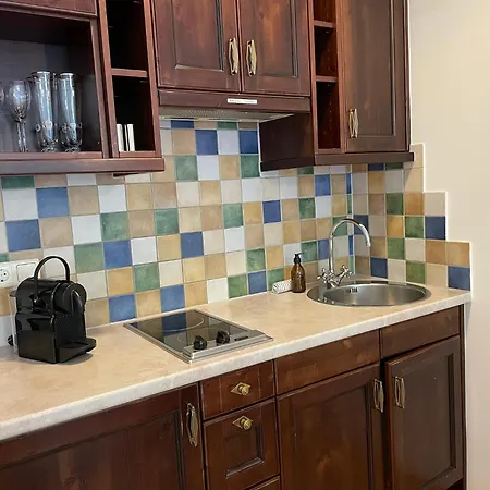 International House Zw 5 Апартаменти *