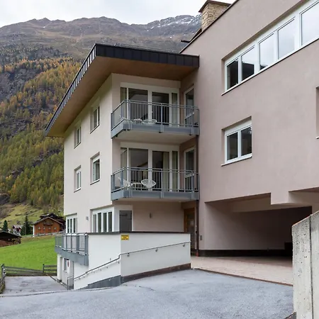 Apartment International House Zw 5
